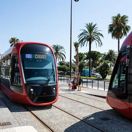 - Clim Ac - 5min Walk - 2min Tramway 公寓 *